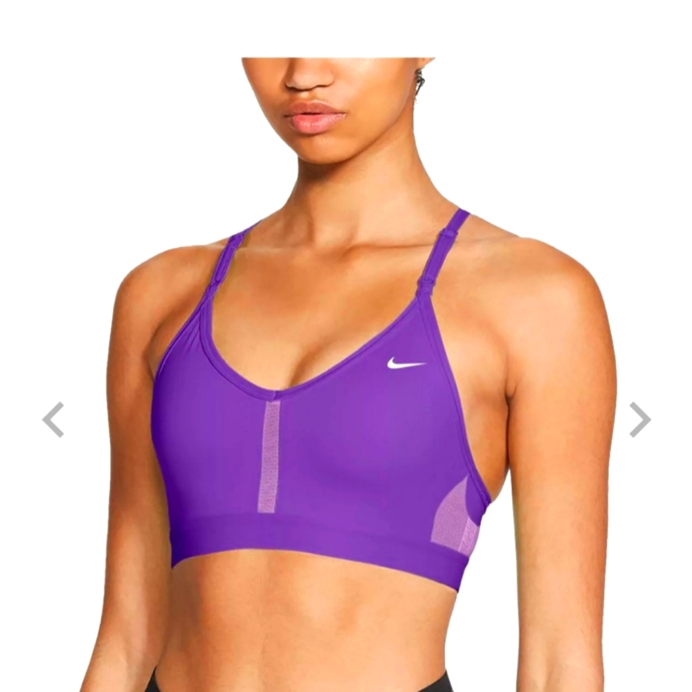 Nike Women's Dri-FIT Indy Light-Support Padded V-Neck Sports Bra Wild Berry S